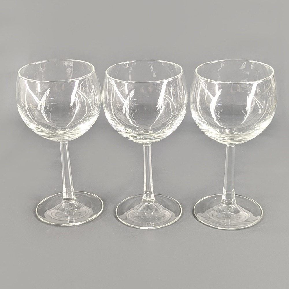 Set of 3 Clear Glass Balloon Wine Goblets Faceted Stem 6.25 Inch